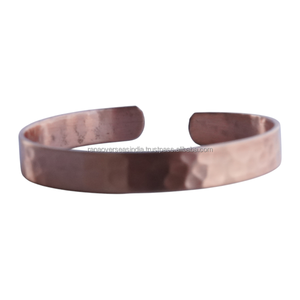 Bracelet ouvert réglable en cuivre pur, étanche, martelé, pour femmes et hommes, bijoux minimalistes unisexes pour anniversaire et mariage - Product Image 6