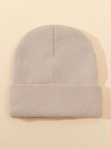 Bonnet en tricot chaud avec broderie personnalisée, bonnet extensible pour hommes et femmes, idéal pour la mode streetwear hivernale - Product Image 3
