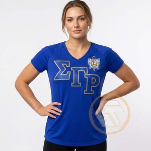 T-shirt décontracté d'été personnalisé pour femmes Sigma Gamma Rho, 100 % coton jersey respirant, col en V - Product Image 4