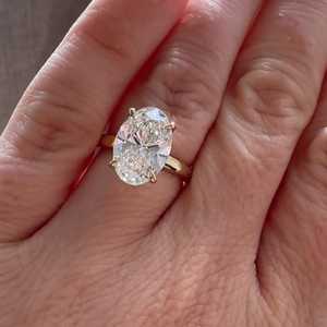 4 Carat Oval Lab Grown Diamond Engagement Ring Plain Straight Shank Solitaire Band Custom Wholesale 14K <b>Solid</b> Gold Factory Price - Product Image 3