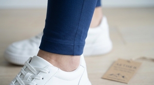 Leggings Deportivos para Mujer al por Mayor, Personalizados, Transpirables, Cintura Elástica, Logotipo Frontal, Diseño Personalizado y Logotipo Personalizado con Servicio OEM - Product Image 4