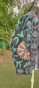 Chaqueta Bomber de Terciopelo Tejida a Mano para Mujer, Diseño Floral Bohemio Étnico, Forro de Algodón, Moda Premium - Product Image 2