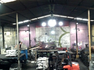 Sử dụng than bánh Shisha là thành phần chính để sản xuất than <span class=keywords><strong>hookah</strong></span> bằng máy làm than - Product Image 3