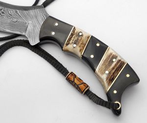 Couteau de chasse Damas de qualité supérieure, fait main, en acier Damas, avec manche en os. - Product Image 3