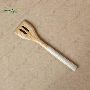 Cuchara de Bambú Clásica Hecha a Mano, Forma Redonda, Tamaño Personalizado, Ecológica, Duradera, Directamente de Vietnam, para Regalos - Product Image 5