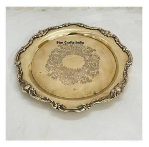 Assiettes et décorations de fête de mariage style palais en métal doré et argenté, ensemble de vaisselle et assiettes à bougies - Product Image 1