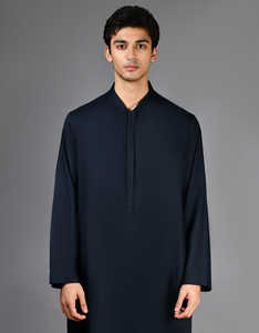 Thobe arabe pour hommes, vêtement long traditionnel et modeste, conçu pour les occasions culturelles et l'usage quotidien, en coton, pour l'exportation en gros - Product Image 2