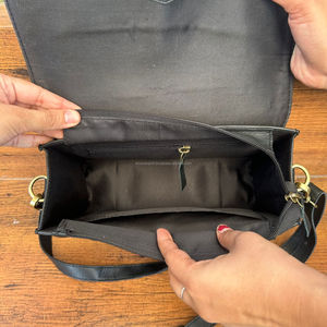 Wholesale Custom Luxury Hand Tooled Leather Crossbody Bag Quilted Shoulder Bag Women's High Quality Cow Leather Clutch <b>Handbags</b> - Product Image 6