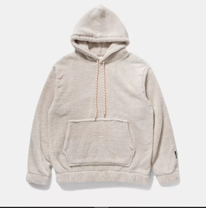 เสื้อฮู้ดดี้ผู้ชายสุดเท่ห์ในโทนสีเอิร์ธโทน เช่น สีกากีและสีเขียวมะกอก  ลดราคาพิเศษสำหรับผู้ซื้อที่มีงบจำกัด - Product Image 1