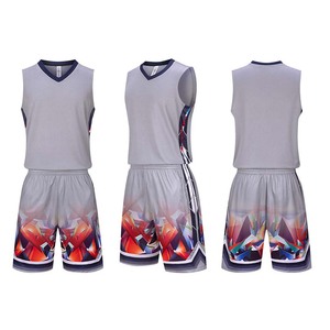 Ensemble de maillot et short de basketball personnalisable en tissu à séchage rapide, respirant et performant - Product Image 3