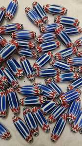 Cuentas de Vidrio Chevron Azul, Rojo y Blanco de Primera Calidad, Cuentas Sueltas Largas y Ovaladas con Rayas para la Fabricación de Joyas y Manualidades - Product Image 5