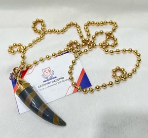 Colgante hecho a mano de cuerno de búfalo con efecto quemado, con cadena, nuevo, unisex, joyería de alta calidad. - Product Image 1