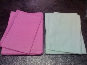 Juego de ropa de cama hospitalaria tamaño Queen de 4 piezas, suave, refrescante, agradable para la piel, sábana plana de color sólido, juego de sábanas ajustables 100% poliéster, Two by hi - Product Image 3