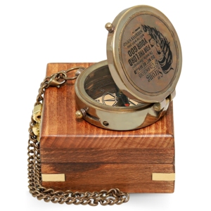 Boussole religieuse en laiton avec étui en bois et chaîne, plaquée or, verset biblique gravé pour la prière - Product Image 1