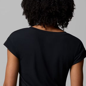 Colección de Verano, Camiseta de Cuello en V para Mujer, Logotipo Personalizado, Elástica Premium, Corte Regular, Ecológica, 100% Algodón, Servicio OEM, Venta al Por Mayor - Product Image 6