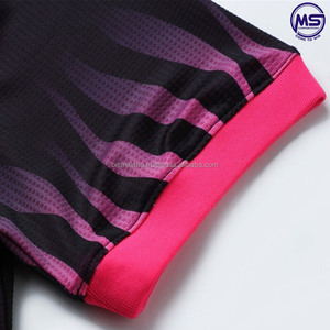 Maillots de football pour hommes de qualité supérieure, uniformes d'entraînement pour équipes sportives, taille adulte, 100% polyester, couleurs personnalisées, ensemble de maillots et shorts - Product Image 5