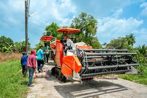 รถเกี่ยวข้าว DC 108X รุ่นมาตรฐานในประเทศไทย ยอดขายดีที่สุด ประสิทธิภาพสูง ทนทาน เครื่องจักรกลการเกษตร - Product Image 6