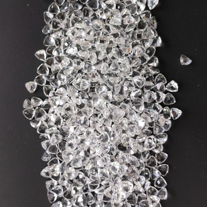 Topacio Blanco Natural de 4.5MM con Corte Trillón, Gema Suelta de la Mejor Calidad para la Fabricación de Joyas - Product Image 3