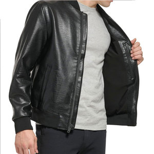 Chaqueta de cuero clásica para hombre, de invierno, con material duradero y estilo cómodo, adecuada para uso casual y urbano. - Product Image 4