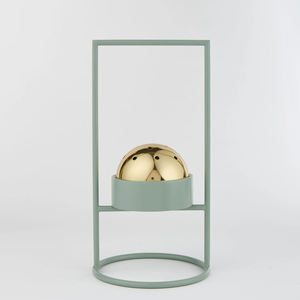 Quemador de Incienso Moderno con Marco Metálico y Tapa de Cúpula, Mabkhara - Product Image 3