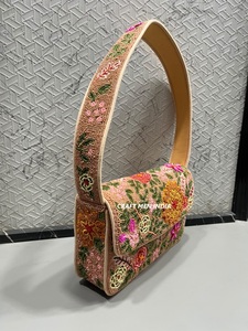 Bolso de Hombro Bohemio con Cuentas para Mujer, con Bordado Floral, Correa Única, Forro de Nailon, Decoraciones de Perlas y Letras - Product Image 2