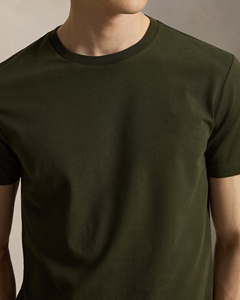 Camiseta de manga corta con cuello redondo de algodón verde oliva oscuro para hombre – Ropa informal suave, duradera y cómoda para el día a día - Product Image 5