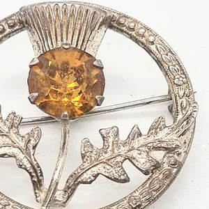 Broche Escocés de Plata con Diseño de Cardo, Broche Vintage de Aleación Metálica con Cristal Color Citrino para Kilt - Product Image 4