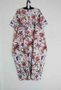 ชุดเดรสผ้าฝ้ายพิมพ์ลายนก งานแฮนด์เมด สไตล์โบฮีเมียน สำหรับใส่ไปชายหาดและรีสอร์ท - Product Image 2