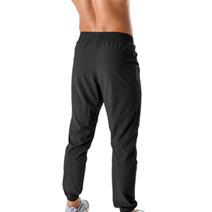 Pantalon de jogging athlétique fuselé léger noir pour homme Infinity Tech avec poches zippées – Fourniture en gros personnalisée OEM - Product Image 3