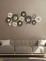 Décoration murale moderne en fer forgé, motif feuille de lotus, vert sauge et or, disque superposé, sculpture murale artisanale
