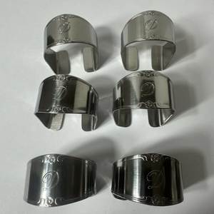 Leaf Shape Napkin Rings Resin 4.5cm Width Durable Classic <b>Party</b> <b>Table</b> Decoration - Product Image 3