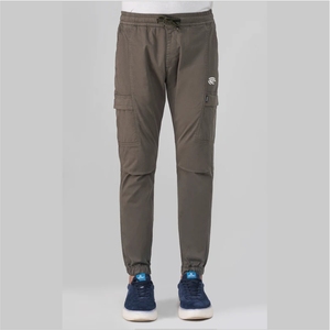 กางเกงคาร์โก้ทรงสลิมฟิตสีเขียวมะกอกสำหรับผู้ชาย - Product Image 5