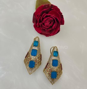 Pendientes de Zafiro Chapados en Oro Vintage con Diseño Geométrico Brillante de Corte Esmeralda, de Latón, Modernos, para Mujer, para Bodas y Fiestas - Product Image 1
