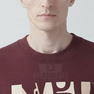 เสื้อยืดดีไซน์เนอร์ทรงโอเวอร์ไซส์สำหรับผู้ชาย ผ้าคุณภาพพรีเมียม สวมใส่สบาย ทรงหลวมมีสไตล์ เหมาะสำหรับแฟชั่นสตรีทแวร์ในชีวิตประจำวัน - Product Image 6
