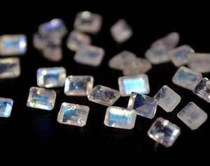 High Quality Octagon Shape Moonstone Faceted Cut <b>Rainbow</b> Calibrated Flatback <b>Top</b> Natural Blue Gemstone Available Factory Bulk - Product Image 2