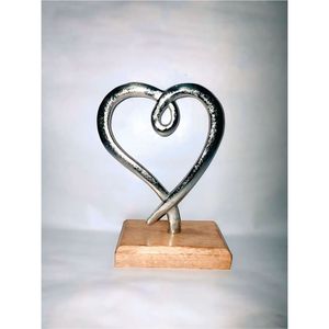 Sculpture de cœur en métal abstrait moderne avec base en bois, décoration d'intérieur de luxe artisanale, ornement de table, sculpture d'intérieur d'hôtel - Product Image 1