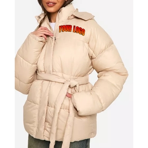 Chaqueta de plumón acolchada con capucha para mujer, cálida, de invierno, con cremallera, logotipo personalizado, informal, cortavientos, para exteriores - Product Image 1