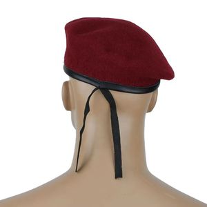 หมวกเบเร่ต์คุณภาพสูงสำหรับทุกเพศ  รับทำโลโก้และดีไซน์ตามสั่ง หมวกขนสัตว์สำหรับฤดูหนาว  พร้อมดีไซน์ทันสมัยสไตล์รัสเซีย - Product Image 5
