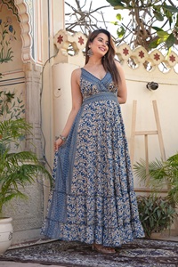 Robe longue décontractée pour femme, bleue à imprimé floral, style bohème, col en V, sans manches, taille élastique, coupe évasée, 100 % soie tissée, séchage rapide - Product Image 5