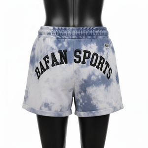 Shorts en molleton de coton premium 320 GSM gris bleu délavé, tissu doux avec logo brodé en chenille personnalisé, shorts pour femmes - Product Image 2