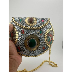 Sac à bandoulière en résine mosaïque multicolore écologique à faire soi-même avec chaîne de perles métalliques, sac à main fait main pour femme, idéal pour les soirées - Product Image 3