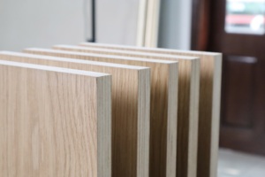 Contreplaqué plaqué chêne blanc Long Viet - Contreplaqué plaqué PS, design moderne, surface plane, poncé des deux côtés, qualité supérieure - Product Image 3