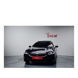 BMW Serie 8 840i XDrive M Sport Gran Coupé Enero 2020 131.136 km Caja de Cambios Automática Volante a la Izquierda Asientos de Cuero Cámara Trasera - Product Image 3