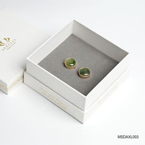 Mancuernillas de Lujo de Nefrita Chapadas en Oro de 18K - Gema de Feng Shui para Hombre |   MSDAXL003 |   Colección Tinh Vu |   Vietnam - Product Image 3