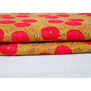 Tela de Algodón Ligera y Ecológica con Estampado Floral, Tela Tejida a Mano India Multicolor para Bolsos y Camisas - Product Image 1