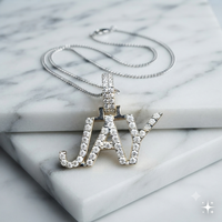 Collier tendance en or massif 10K avec plaque nominative personnalisée en lettres bloquées, serti de diamants Moissanite, pendentifs et breloques sur mesure