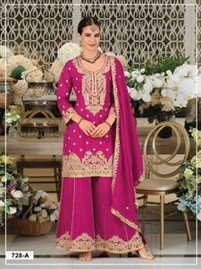 Costume en soie brodé magenta pour femme avec dupatta, tenue traditionnelle indienne et pakistanaise, vêtement de mariage, longueur au sol, coupe classique - Product Image 1