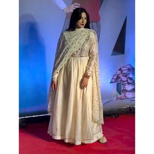 BATA DE TRABAJO DE SECUENCIA BORDADA DE SECUENCIA DEVSENA ATRACTIVA CON DUPATTA BLANCO - Product Image 1