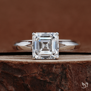 แหวนเพชรทรง Asscher ขนาด 2 กะรัต แบบ Split Shank ทอง 10K สำหรับงานหมั้น สไตล์หรูหรา เหมาะสำหรับเป็นของขวัญขอแต่งงาน - Product Image 1