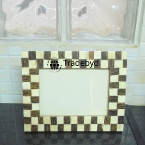 กรอบรูปงานฝีมือฝังกระดูกแบบพรีเมียม น้ำหนักเบา เงางาม โดย Tradebyd - Product Image 1